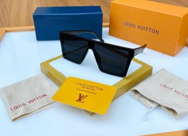 Lv full black