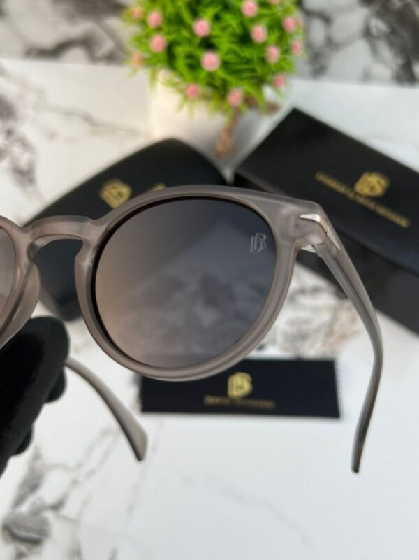 David Beckham round grey
