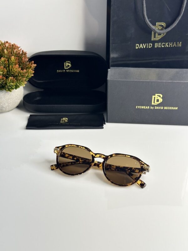 David Beckham 2271 Tiger Brown - Image 3