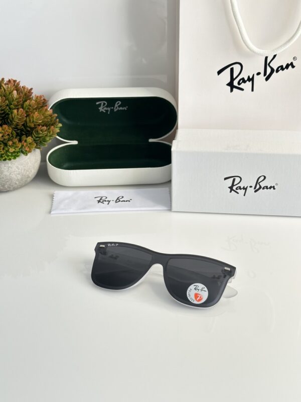 Rayban 650 Ice Black