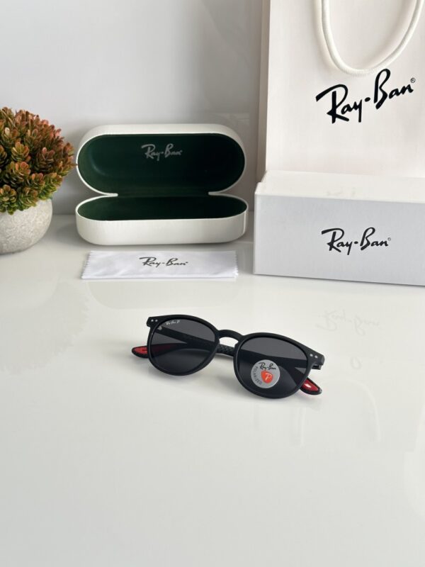 Rayban 8367 Black - Image 2