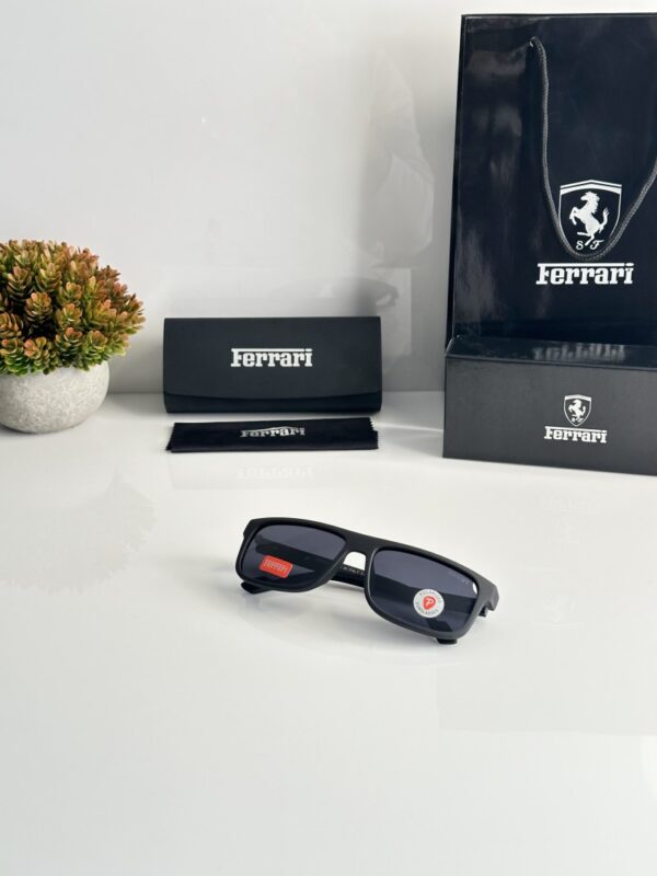 Ferrari 2320 Black - Image 3