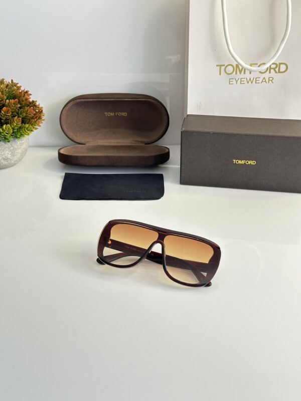 Tomford 0559 Brown - Image 3