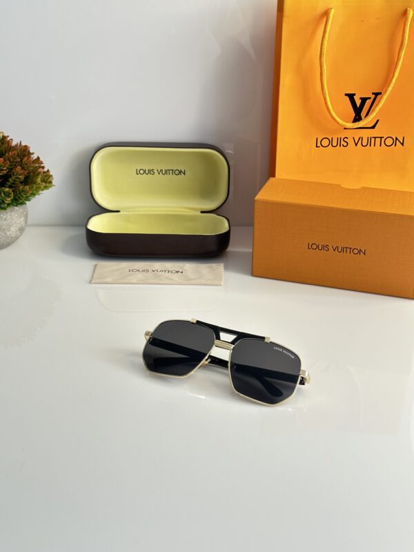 Louis_Vuitton_6010_Gold_Black - Image 4