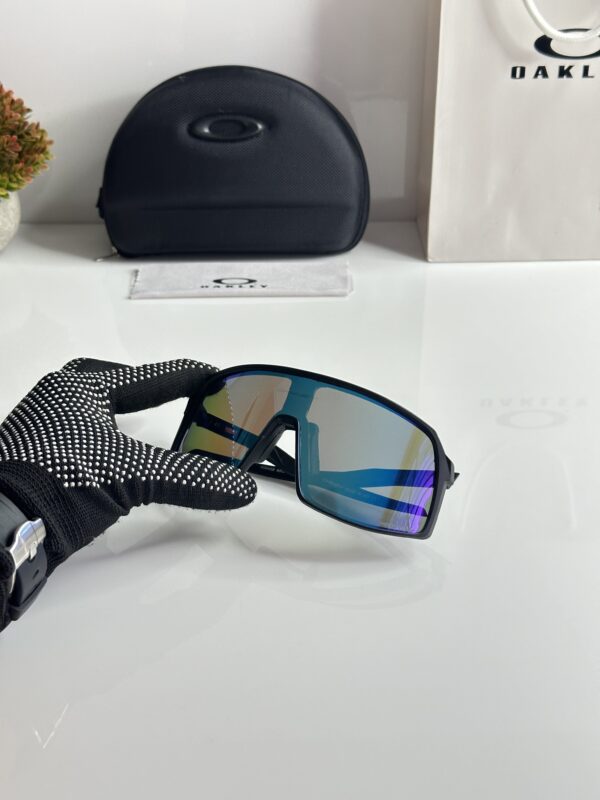 Oakely_9406_Black_Aqua - Image 3