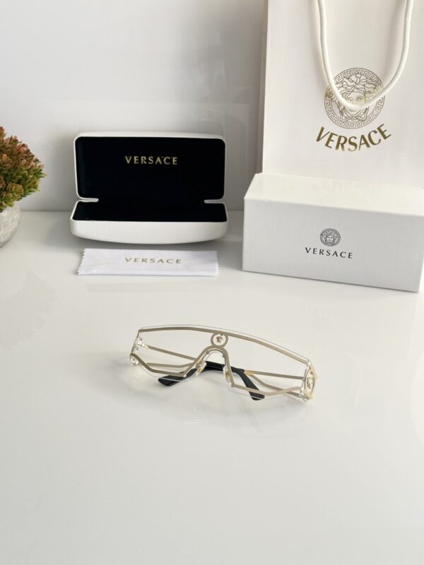 Versace 8037 Gold Frame - Image 4