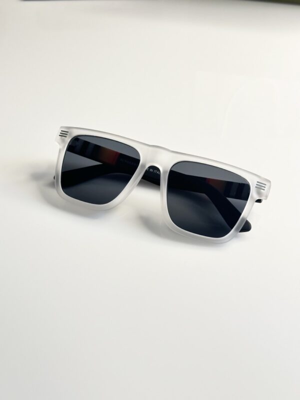 Burberry_4382_Ice_Black - Image 3