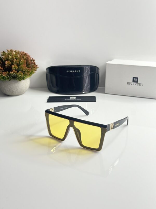 Givenchy 1661 Black Yellow - Image 2
