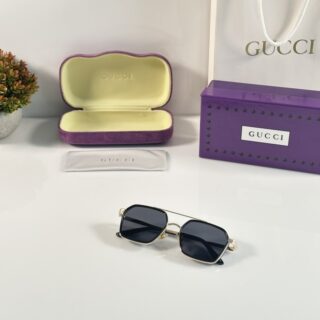 Gucci_101_Gold_Black