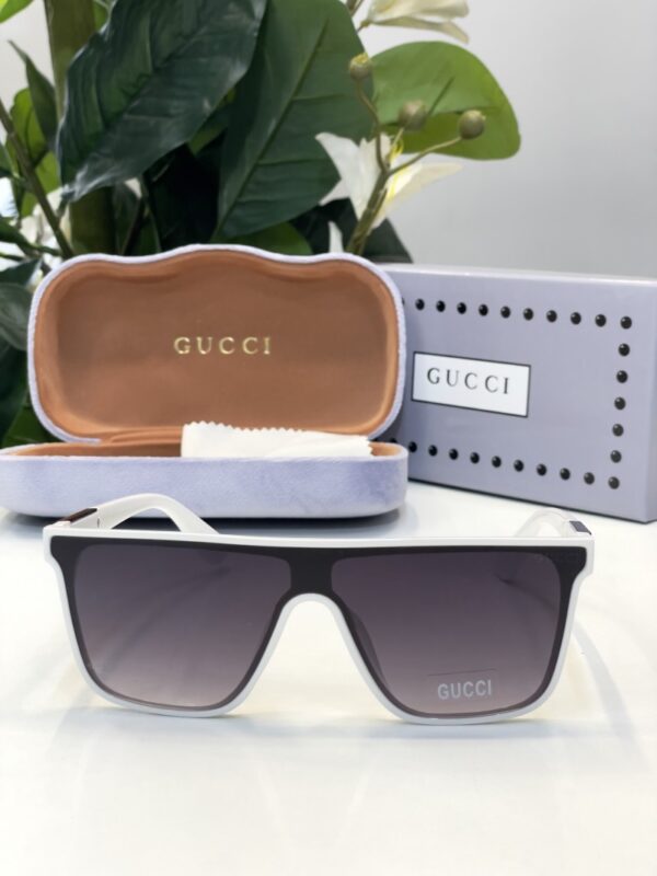 _Gucci_0565 - Image 4
