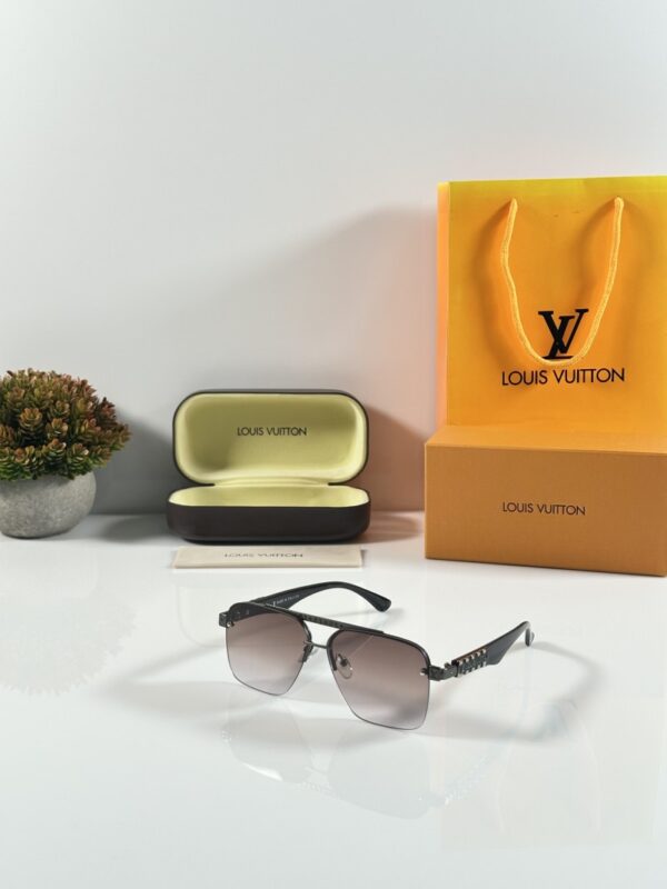 Louis_Vuitton_5125_Gun_Brown - Image 2
