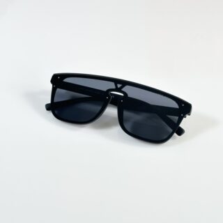 Louis_Vuitton_1822_Black