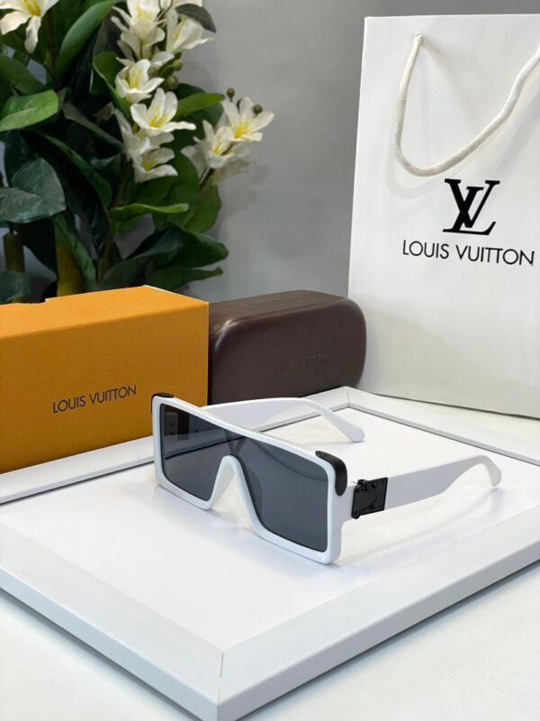 _Louis_vuitton_Z1258white
