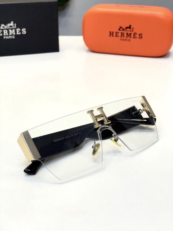Hermes broad frame