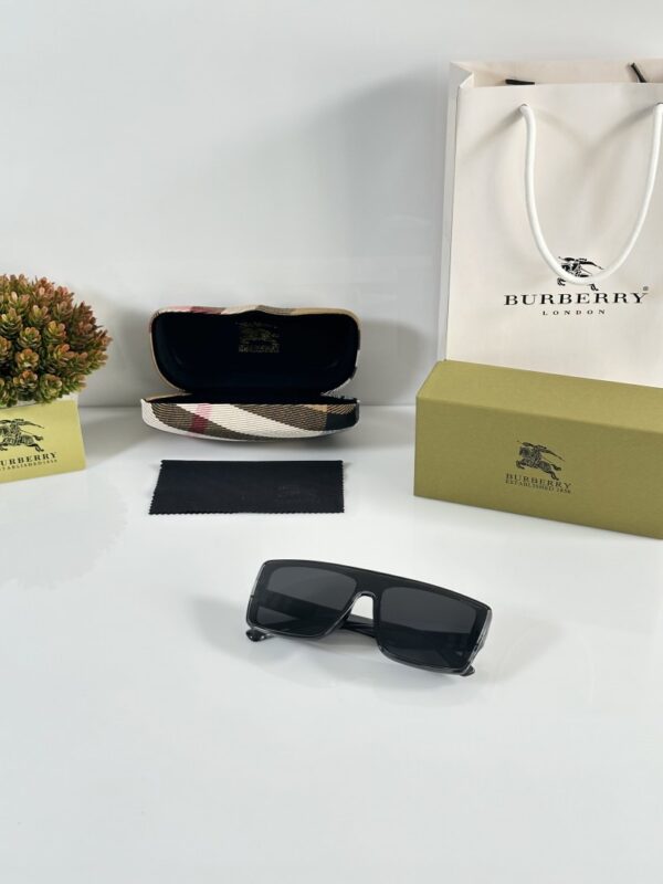 Burberry_9059_Grey_Black - Image 3
