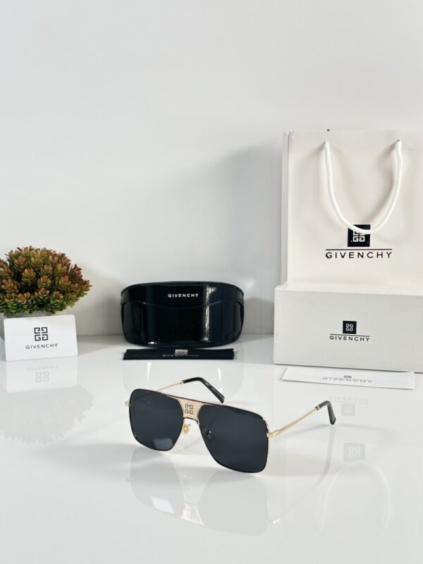 Givenchy 7168 Gold Black - Image 3