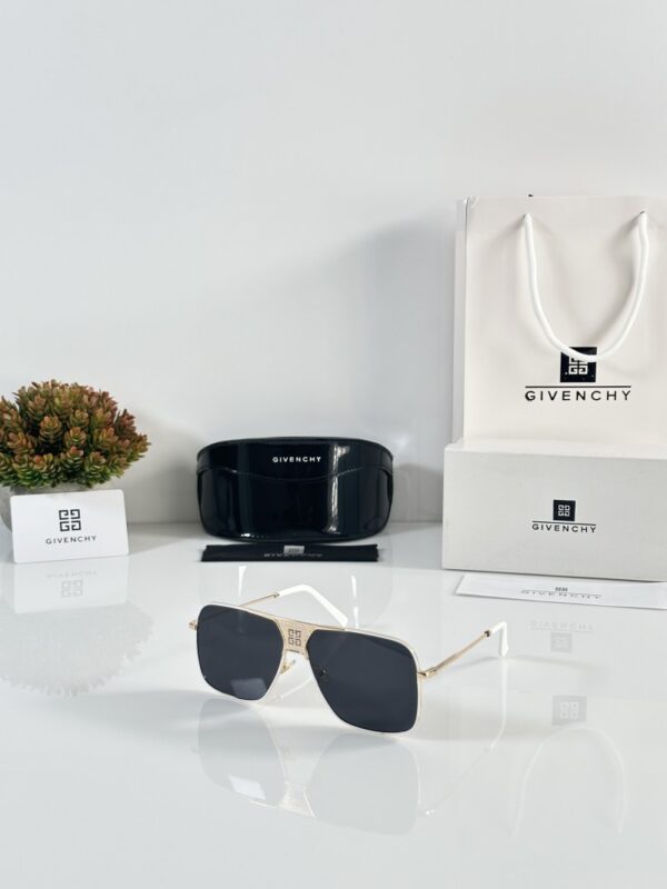 Givenchy 7168 Gold Black White