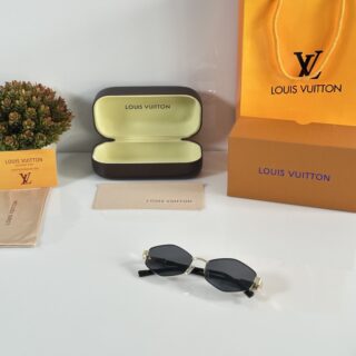 Louis_Vuitton_7193_Gold_Black