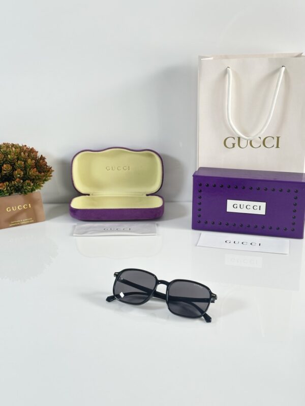 Gucci_2003_Black - Image 3