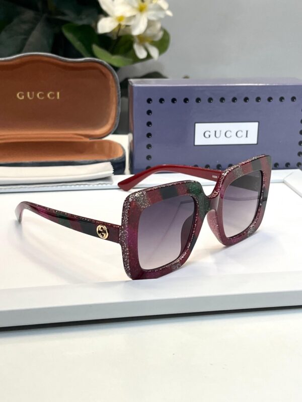 _Gucci_0328_red_for_women - Image 5
