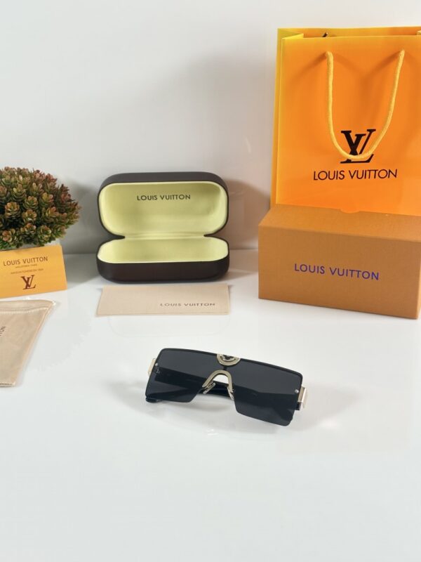 Louis_Vuitton_0149_Gold_Black - Image 2