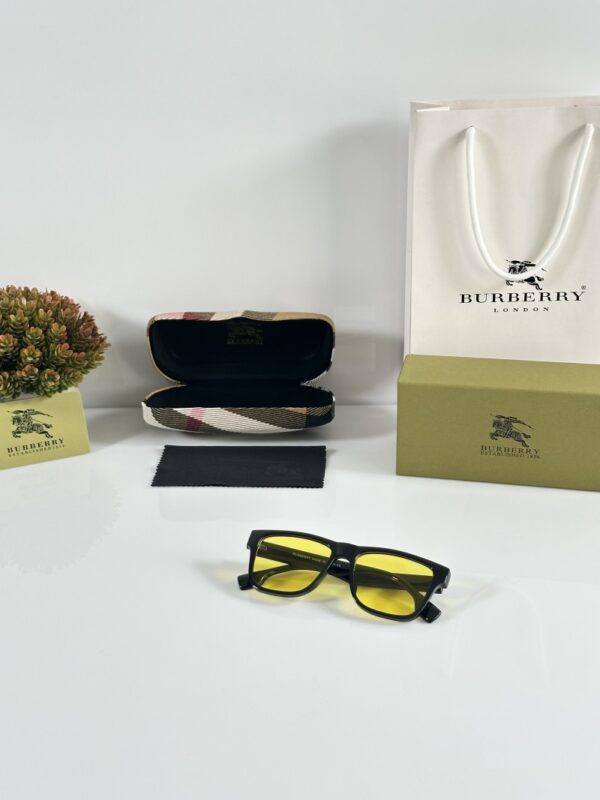 Burberry_4458_Black_Yellow - Image 3