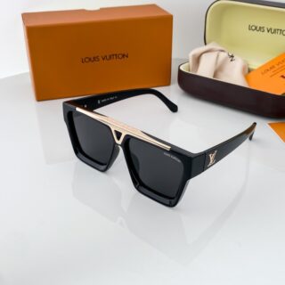 Louis_vuitton_gold black 1502