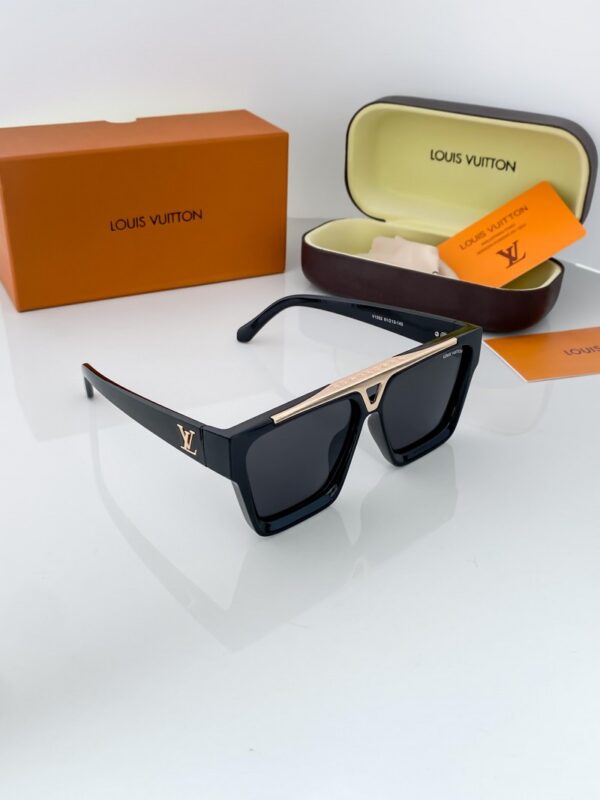 Louis_vuitton_gold black 1502 - Image 3