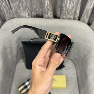 Burberr y Model 1201 Premium sunglass