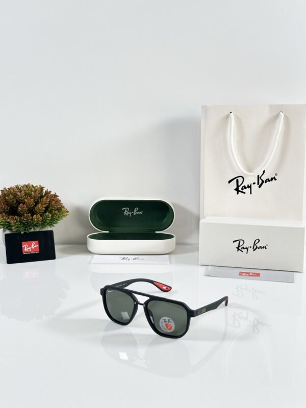 Rayban 8376 Black Green - Image 4