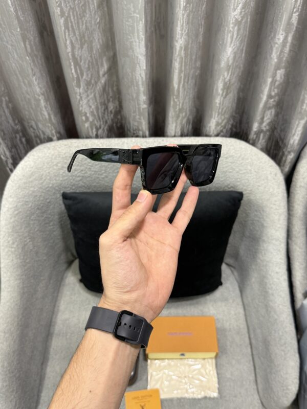 Louis_Vuitton Millionaire 96006 Premium sunglass - Image 4