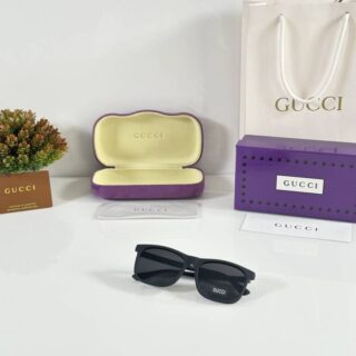 Gucci_0381_Mate_Black