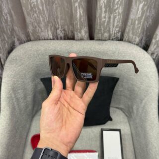 Gucc_i 1088 Polarized
