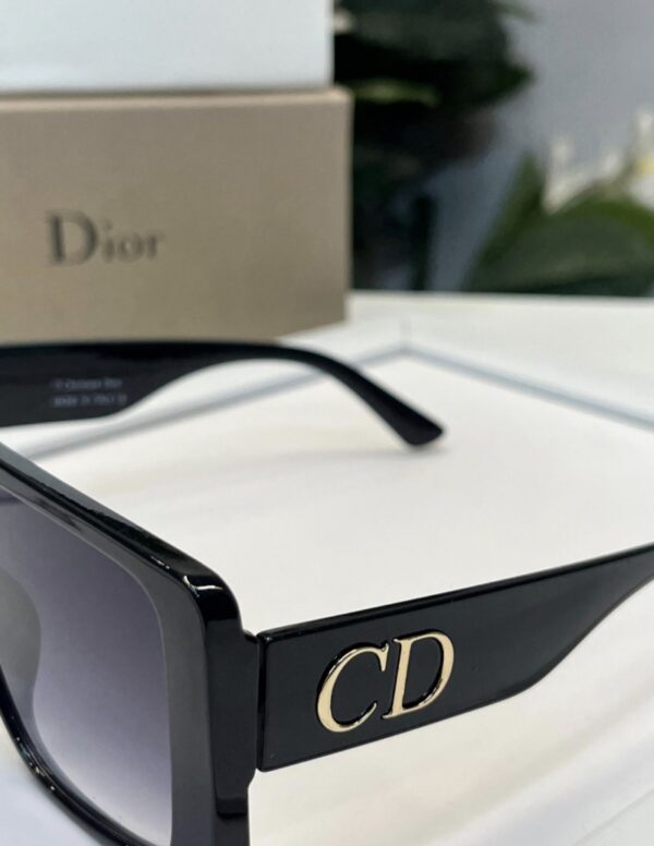 _Dior_1062_ - Image 2