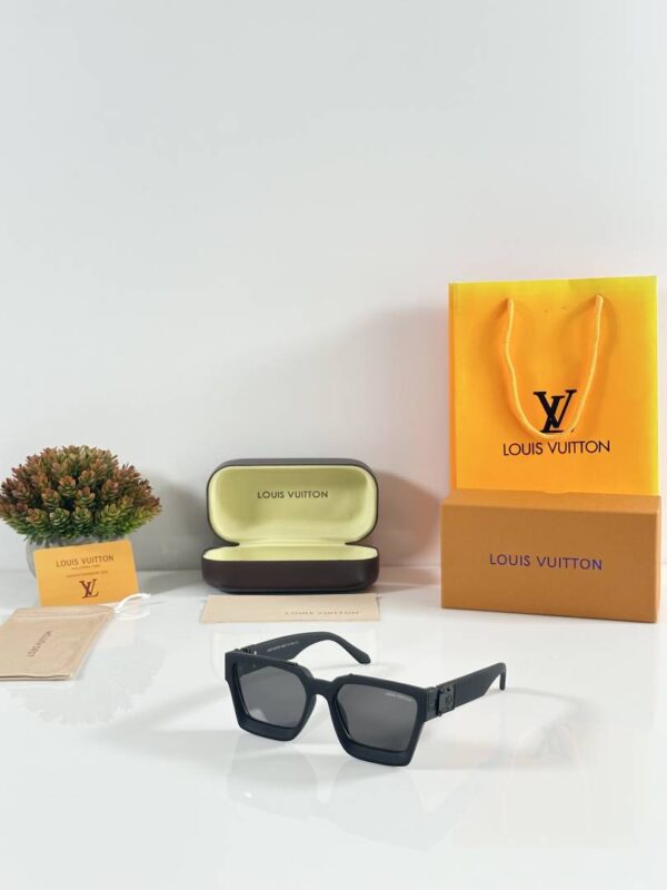 Louis_Vuitton_96006_Mate_Black