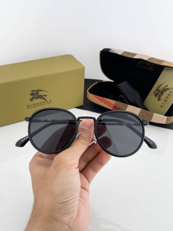 Burberry_black_3324 - Image 4