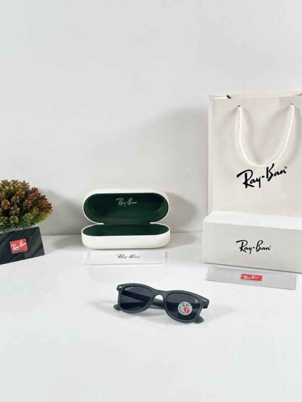 Rayban 8703 Grey Black - Image 4