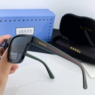 Gucci_black_83123
