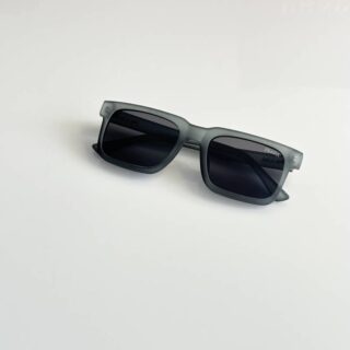 Prada_25_Grey