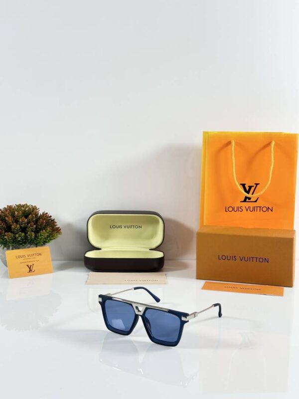 Louis_Vuitton_1230_Silver_Blue - Image 3