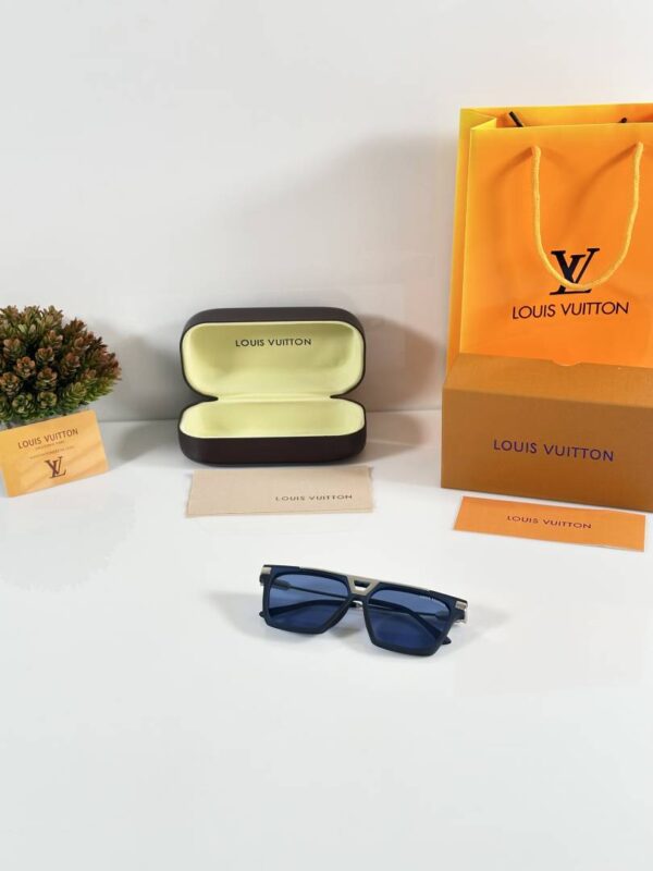 Louis_Vuitton_1230_Silver_Blue - Image 4