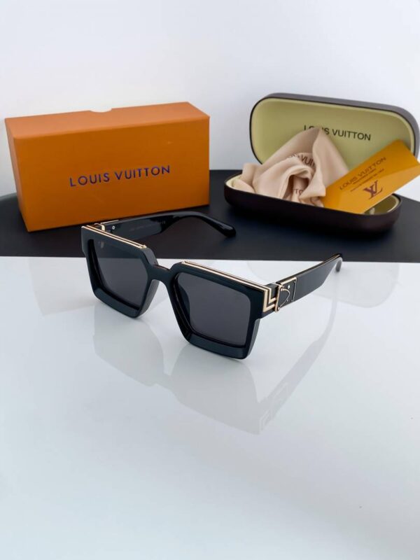 Louis_vuitton_gold black 65N