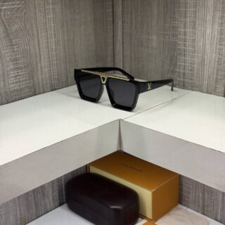 Louis_Vuitton 6129 Premium sunglass