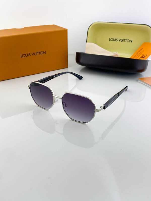 Louis_vuitton_silver_black_shaded_5710