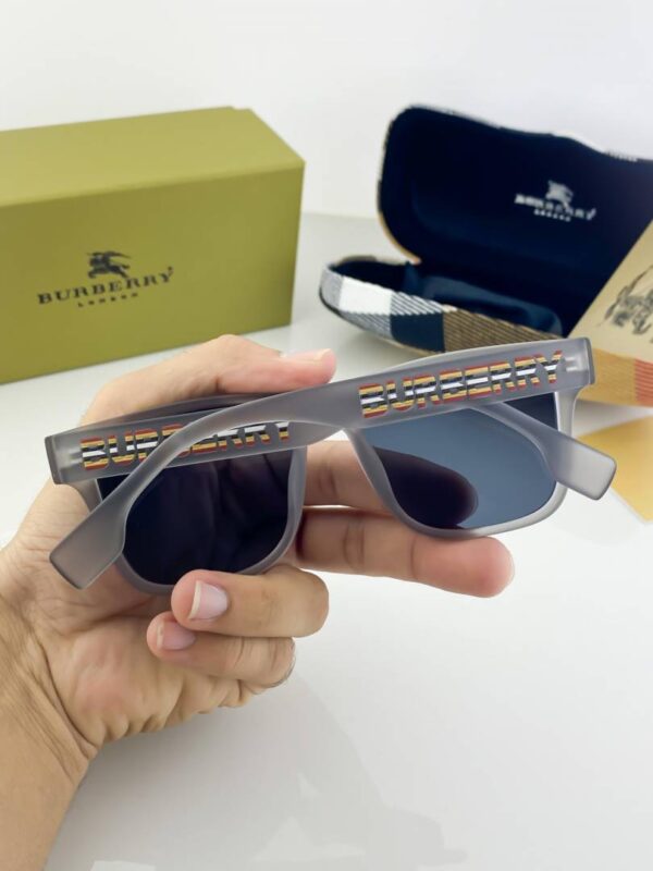 Burberry_grey_4358 - Image 4