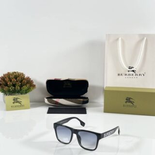 Burberry_4458_Black_Blue