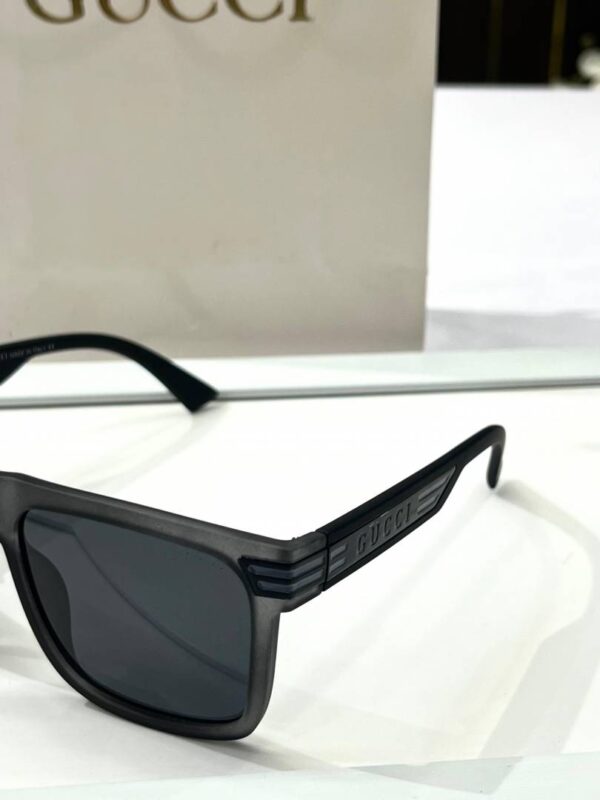 _Gucci_GG_534_grey_blk - Image 3