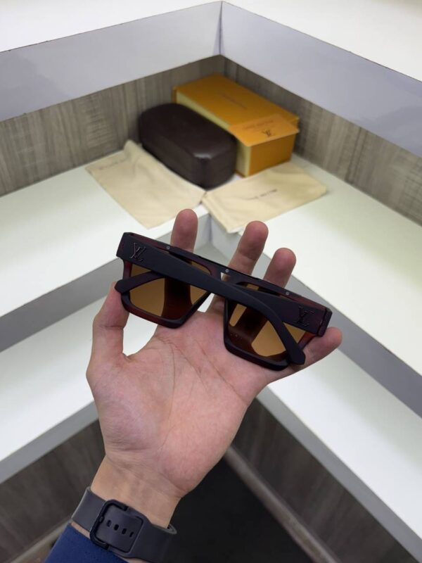 Louis_Vuitton 1502 brown - Image 3