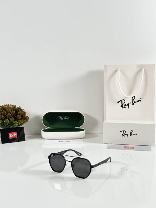 Rayban 3619 Black