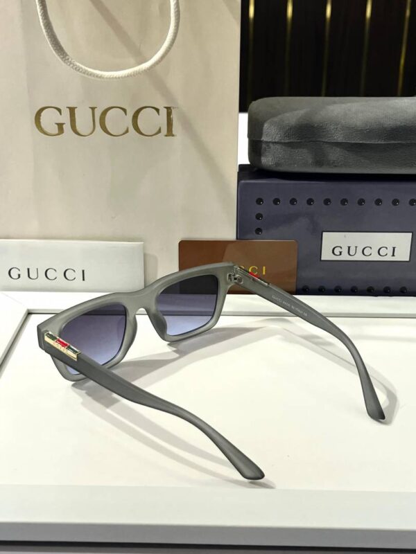 _Gucci_GG_1862_ - Image 2